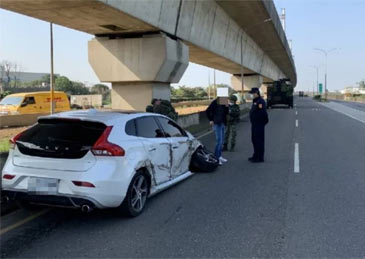 不到一个月，台军又撞民车
