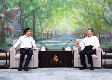上海市政府与中国建设银行签署战略合作协议，陈吉宁龚正会见张金良